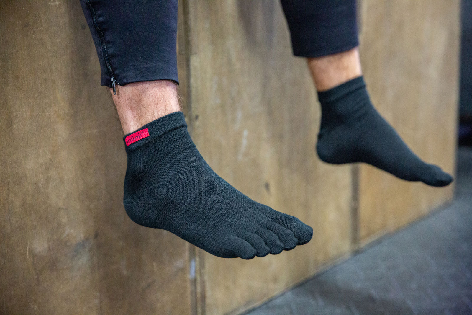 Injinji - Medias SPORT Black Mini-Crew Coolmax
